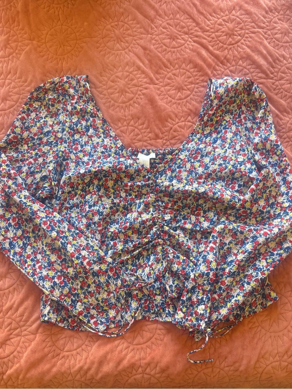 H&M Floral Long-Sleeve Ruched Crop Top - Blue Multi